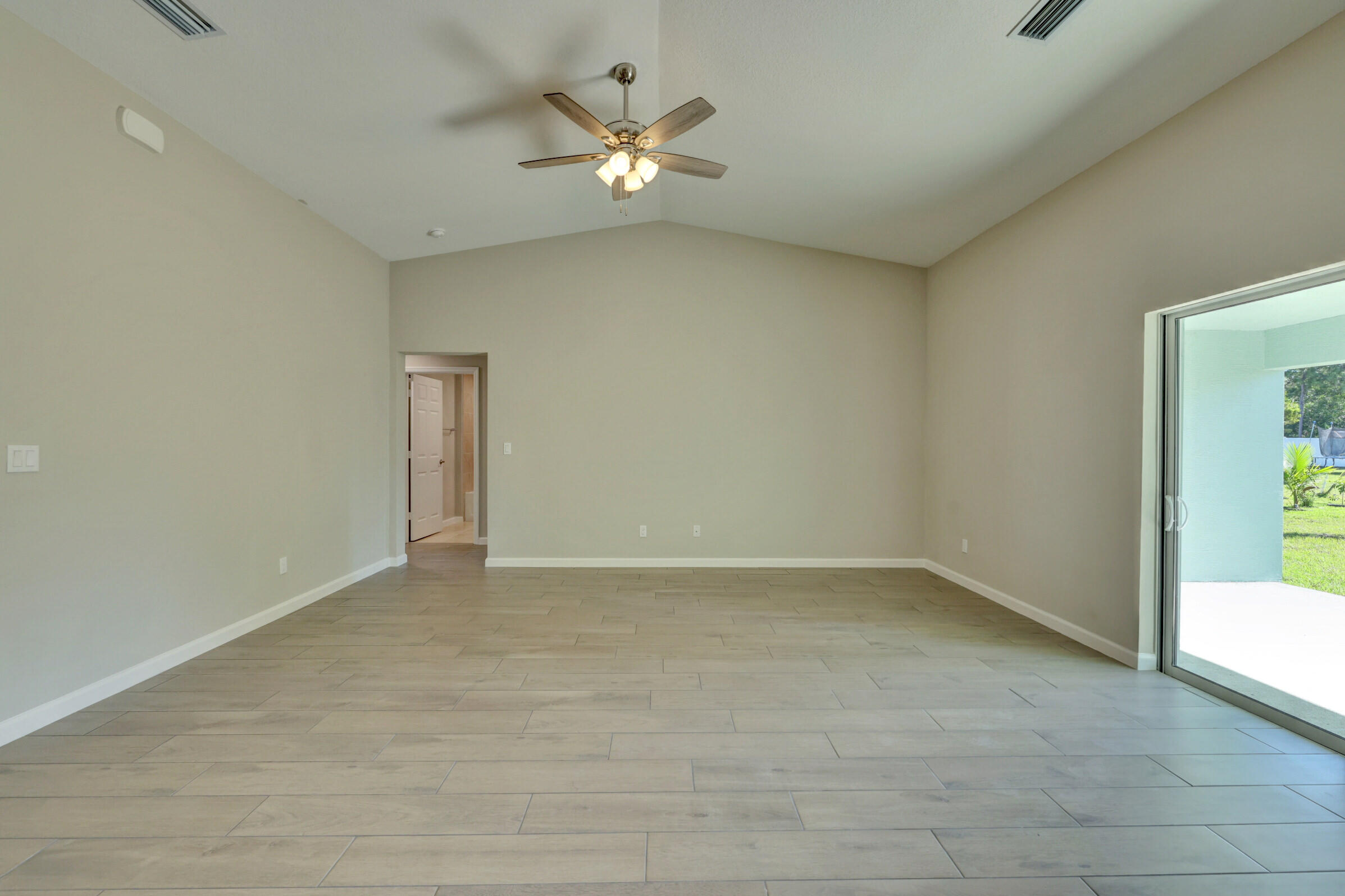 528 Southwest Undallo Road Port St. Lucie, FL 34953 - Photo 5 of 40 05_632a4925_6_7_8_9