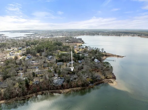 $825,000 | 14 Quamhassett Road, Bourne, MA 02532