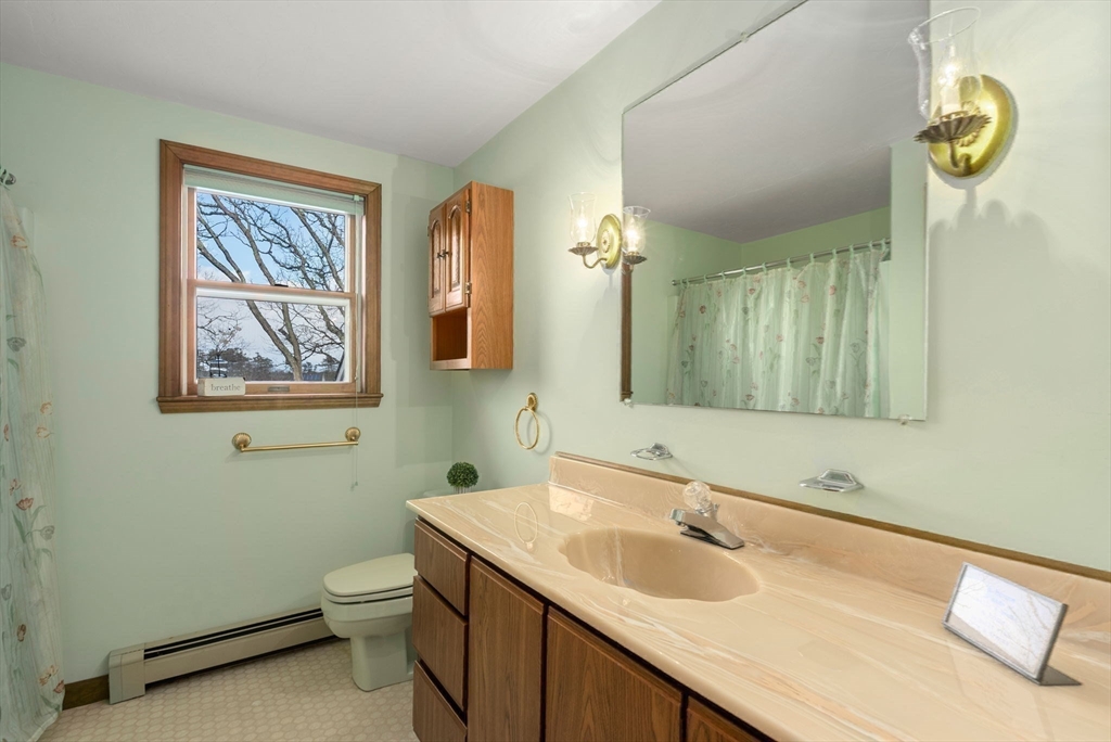 14 Quamhassett Road Bourne, MA 02532 - Photo 22 of 36