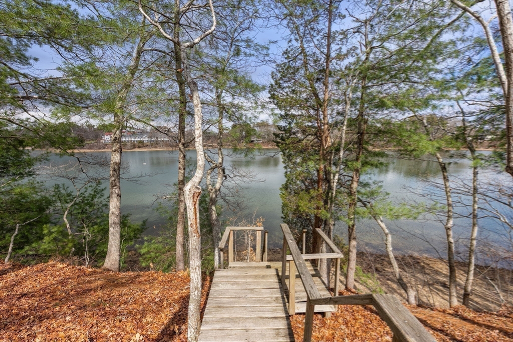 14 Quamhassett Road Bourne, MA 02532 - Photo 26 of 36