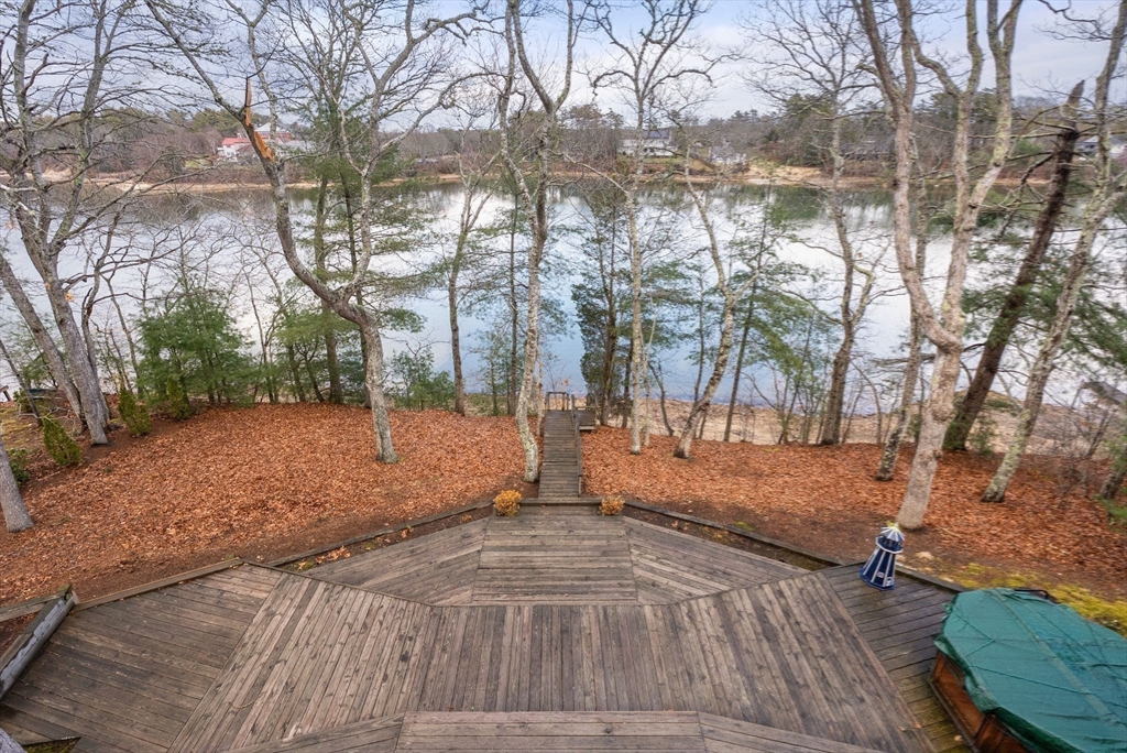 14 Quamhassett Road Bourne, MA 02532 - Photo 30 of 36