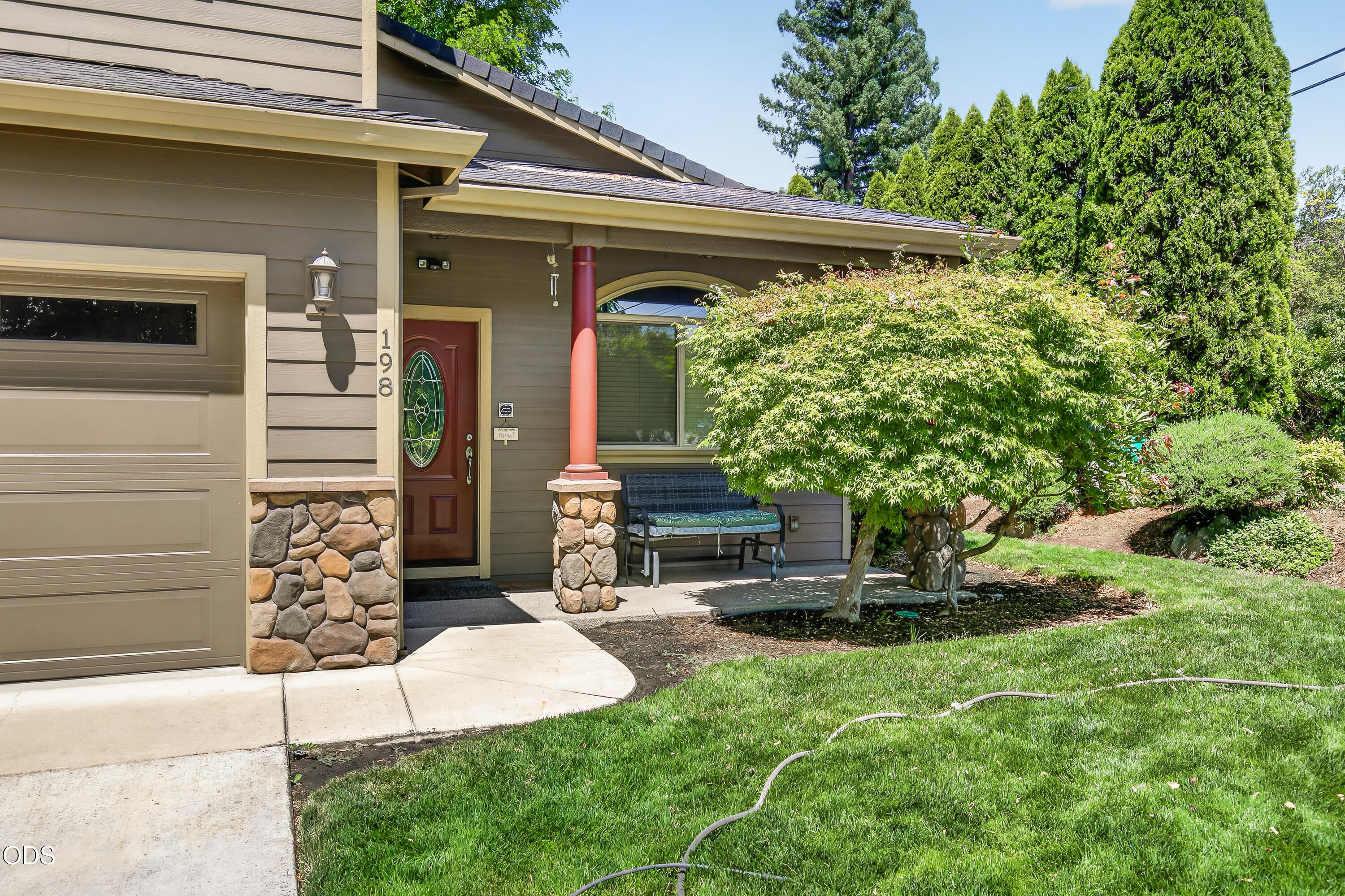 198 Rivers Edge Drive Gold Hill, OR 97525 - Photo 32 of 34