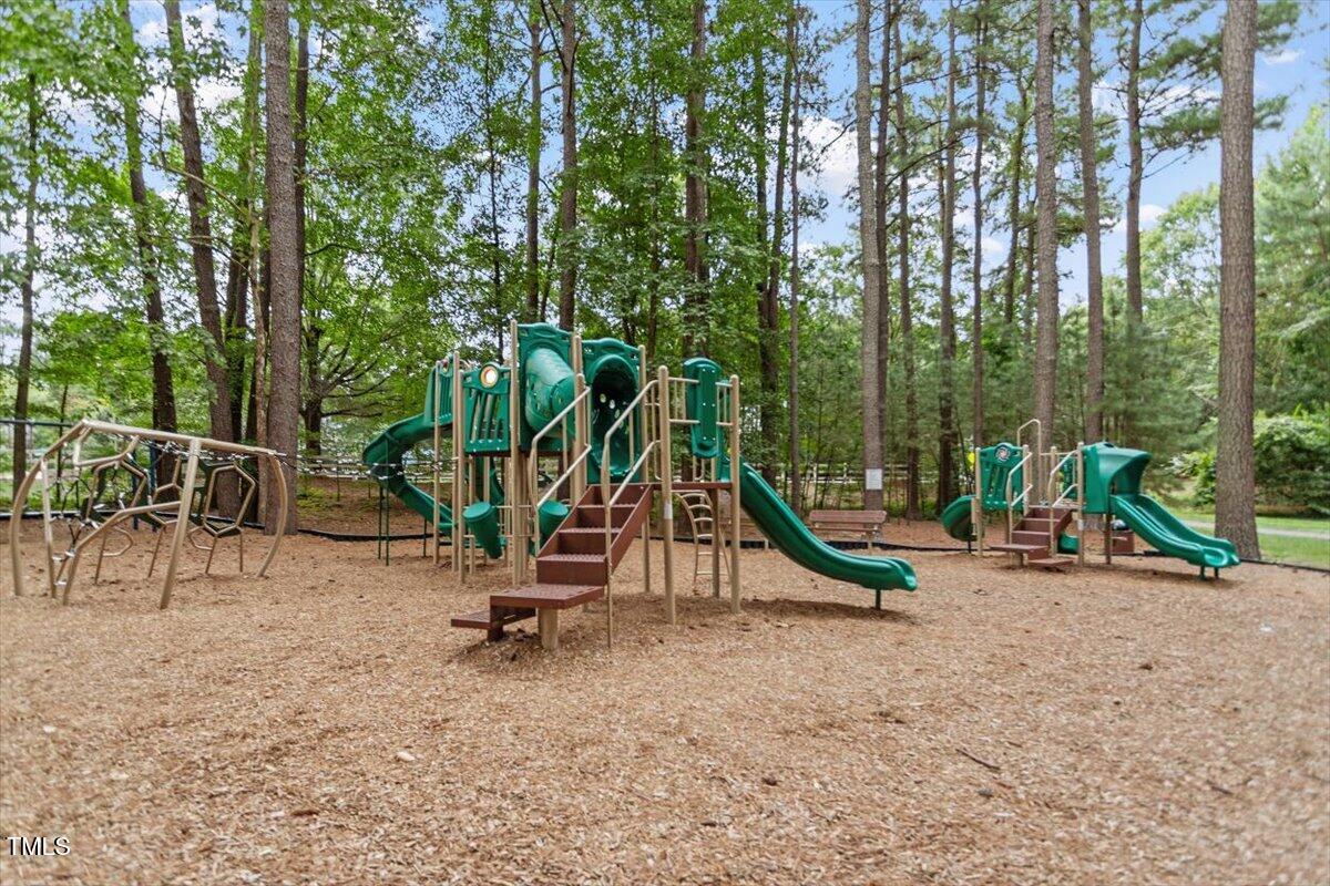 5821 Edgebury Road Raleigh, NC 27613 - Photo 31 of 37 Neighborhood Playground
