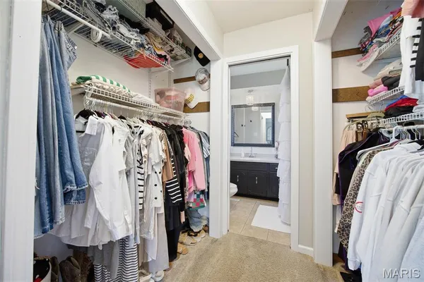 $319,900 | 484 West Pike Drive, Highland, IL 62249