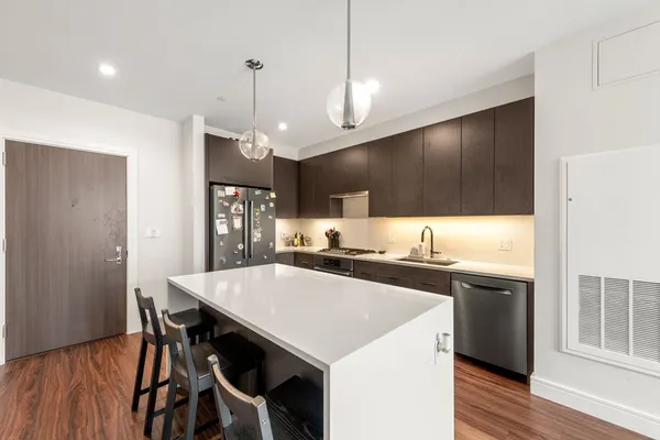 $749,000 | 99 Sumner Street, Unit 310, Boston, MA 02125