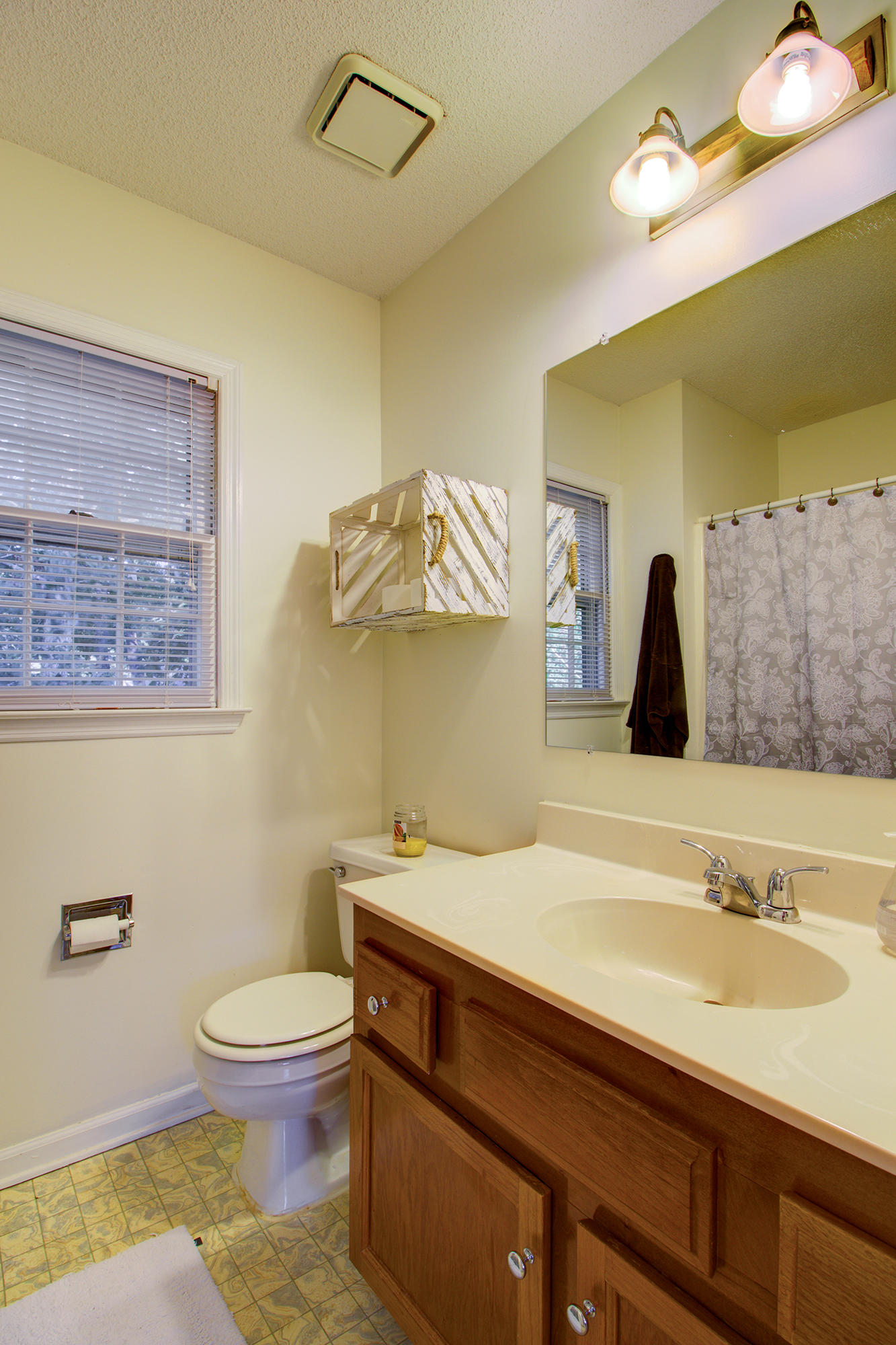 319 Hamlet Road Summerville, SC 29485 - Photo 22 of 35 Set147