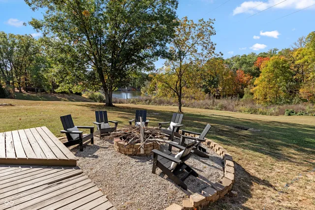 $310,000 | 8560 North 8th Place, West Terre Haute, IN 47885