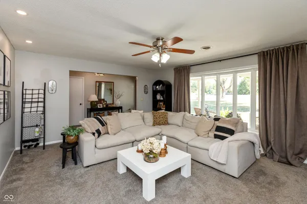 $285,000 | 8560 North 8th Place, West Terre Haute, IN 47885