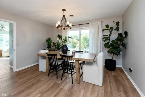 $285,000 | 8560 North 8th Place, West Terre Haute, IN 47885