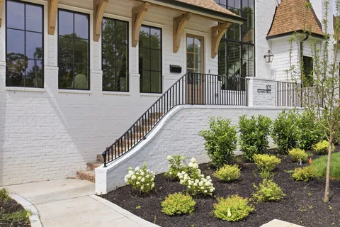 $2,999,992 | 105 Keyway Drive, Nashville, TN 37205