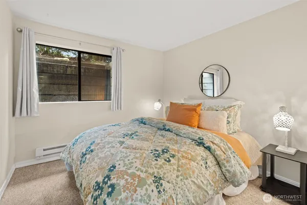 $279,900 | 1700 West Sunn Fjord Lane, Unit L110, Bremerton, WA 98312