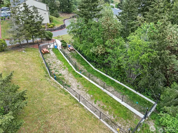 $279,900 | 1700 West Sunn Fjord Lane, Unit L110, Bremerton, WA 98312