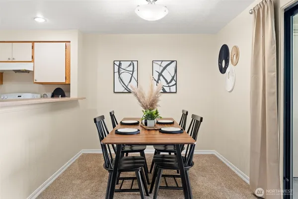 $279,900 | 1700 West Sunn Fjord Lane, Unit L110, Bremerton, WA 98312