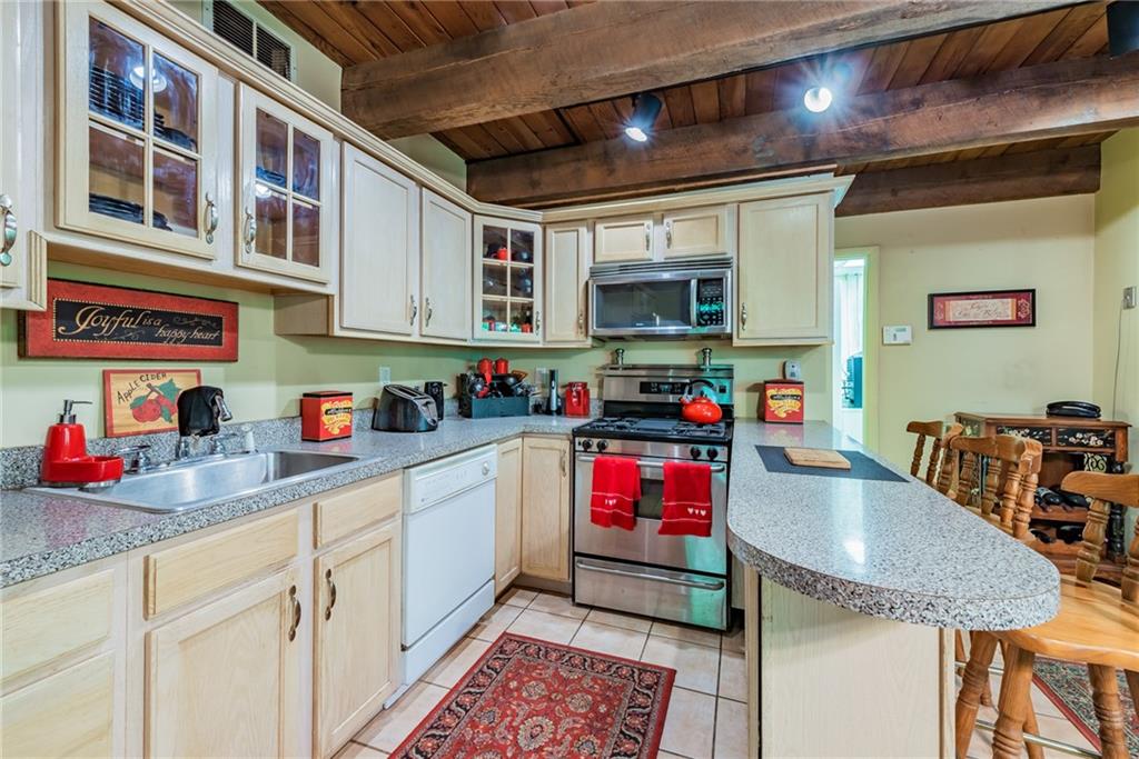 159 Westlake Road Acme, PA 15610 - Photo 4 of 23