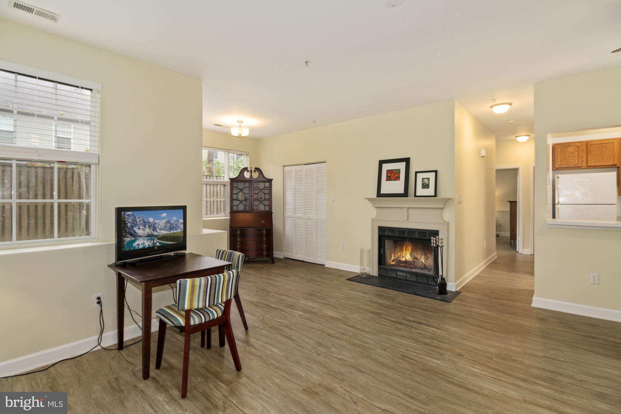 602 Moonglow Road, Unit 102 Odenton, MD 21113 - Photo 4 of 23 Gallery Image 4
