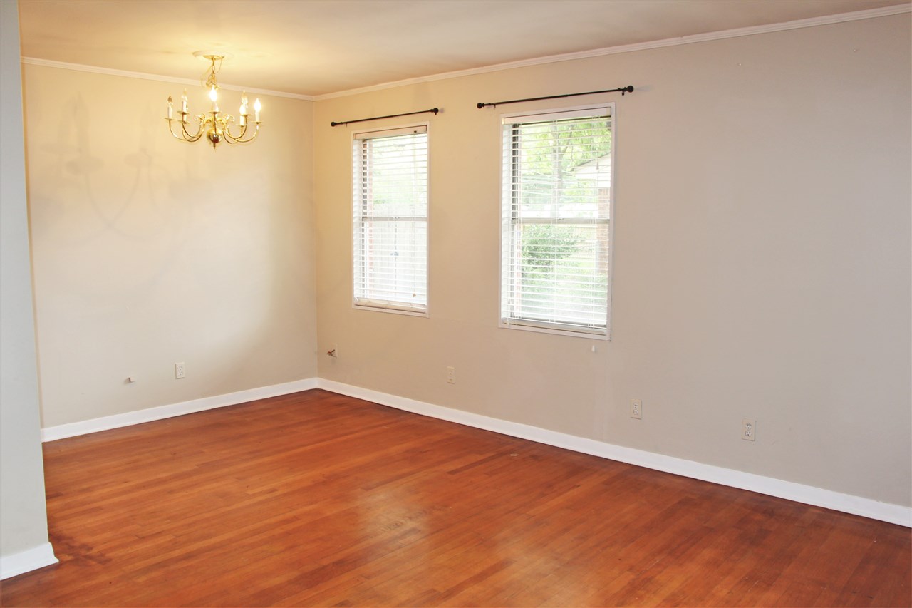 4966 Verne Road Memphis, TN 38117 - Photo 2 of 8