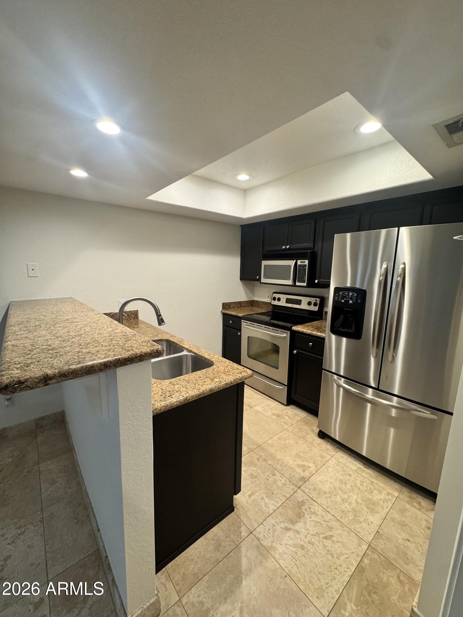 3235 East Camelback Road, Unit 118 Phoenix, AZ 85018 - Photo 8 of 14 IMG_1315