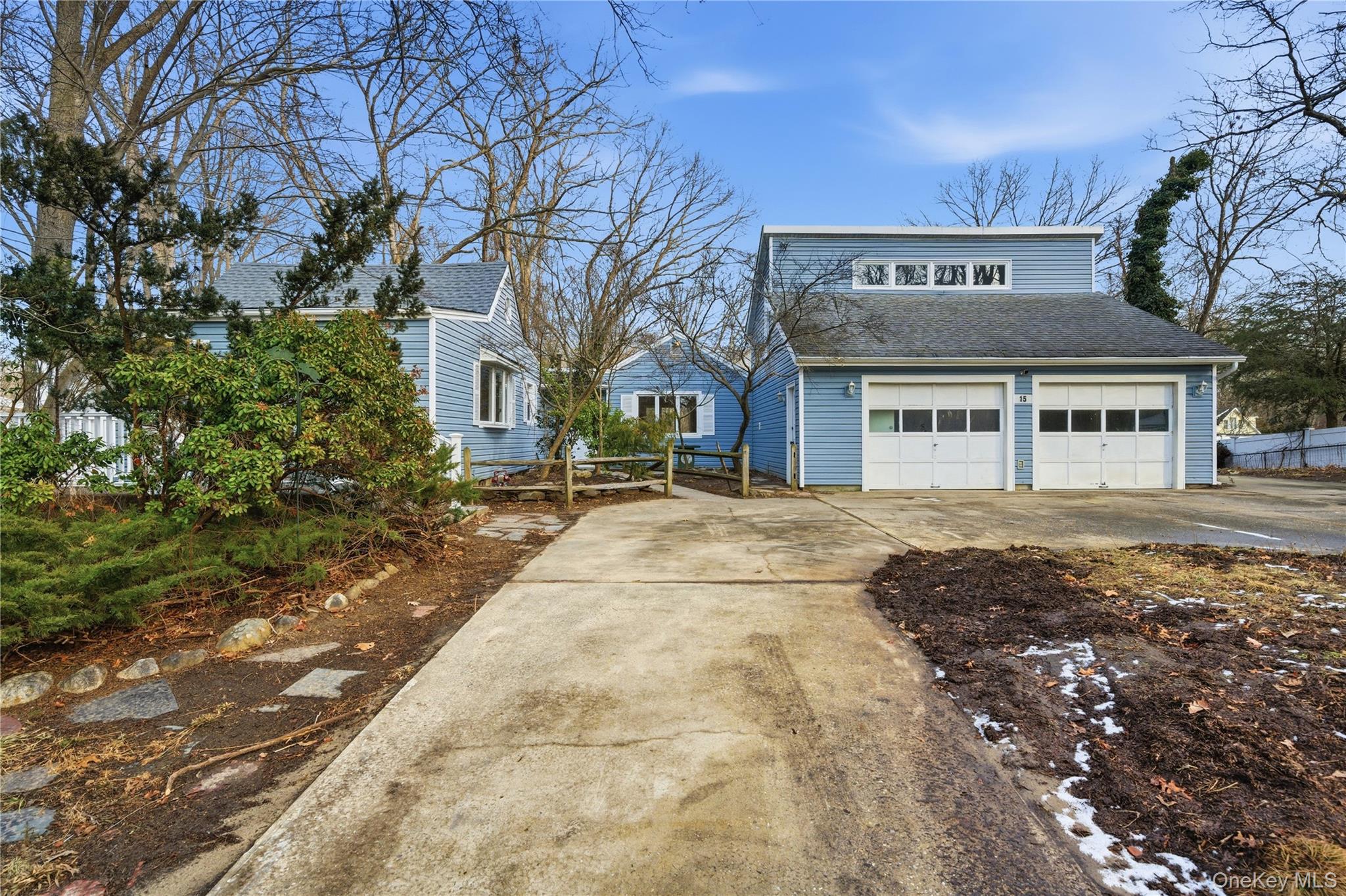 15 Corchaug Trail Ridge, NY 11961 - Photo 3 of 45