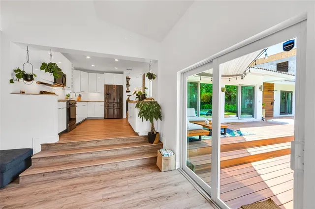 $15,000 | 549 Northeast 14th Avenue, Fort Lauderdale, FL 33301