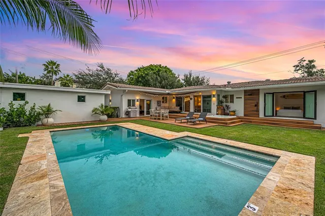 $15,000 | 549 Northeast 14th Avenue, Fort Lauderdale, FL 33301