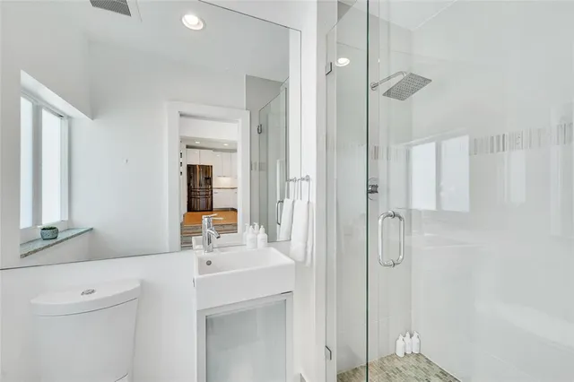 $15,000 | 549 Northeast 14th Avenue, Fort Lauderdale, FL 33301