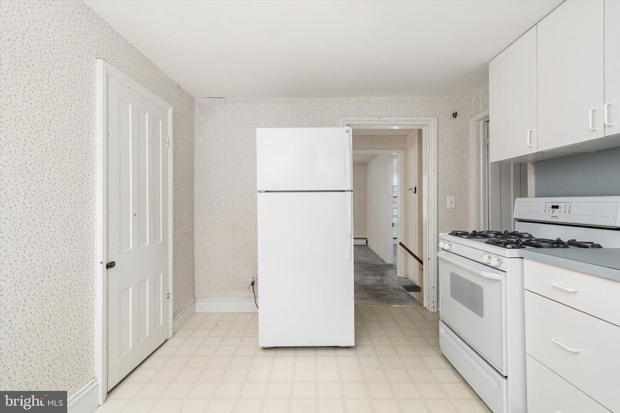 129 Highway 156 Hamilton, NJ 08620 - Photo 38 of 53