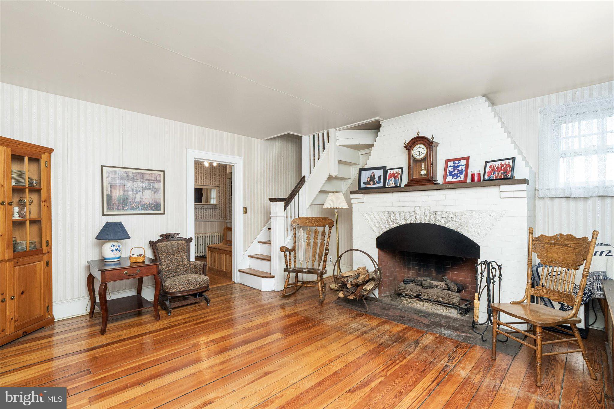 129 Highway 156 Hamilton, NJ 08620 - Photo 5 of 53