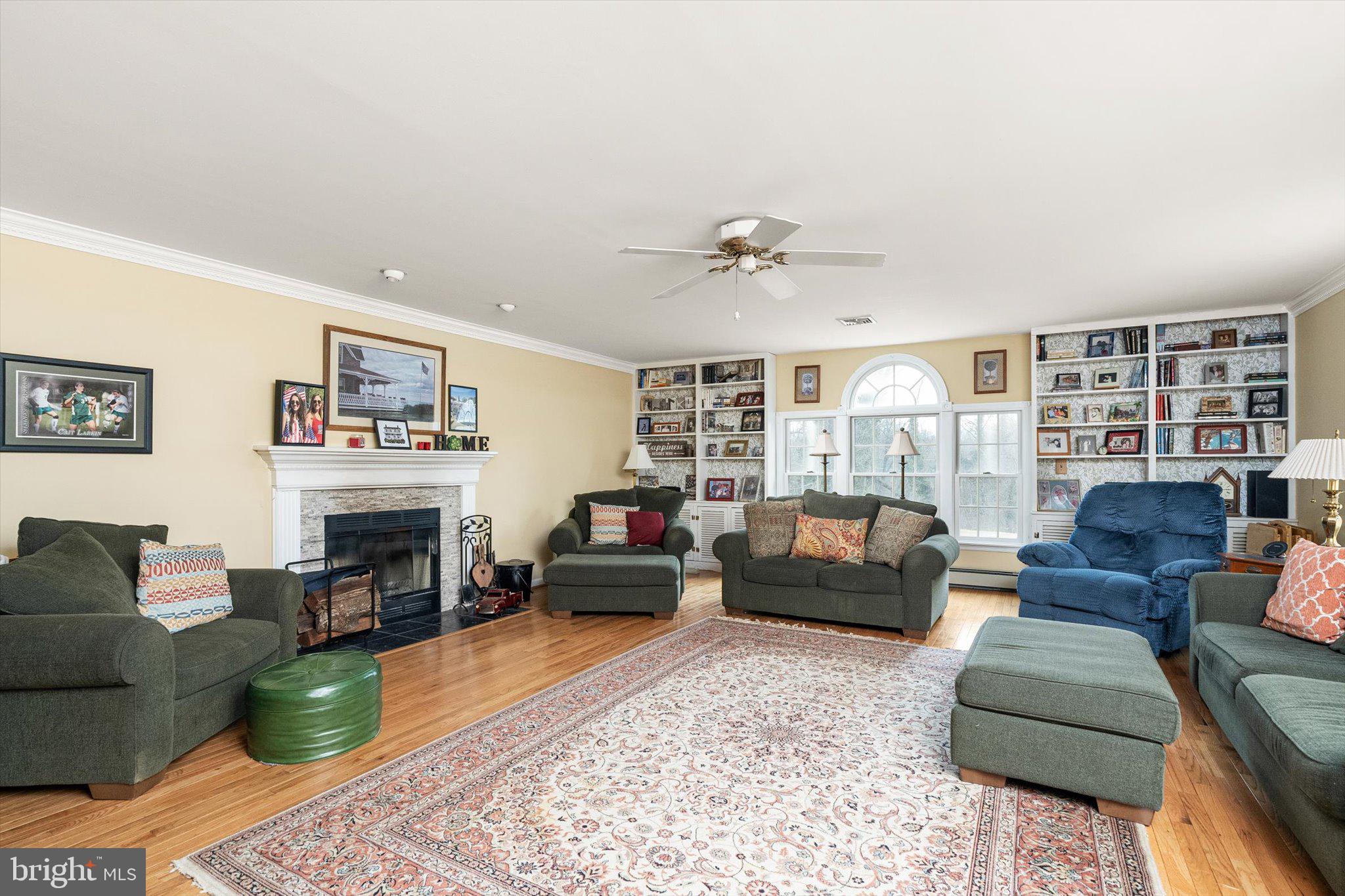 129 Highway 156 Hamilton, NJ 08620 - Photo 10 of 53