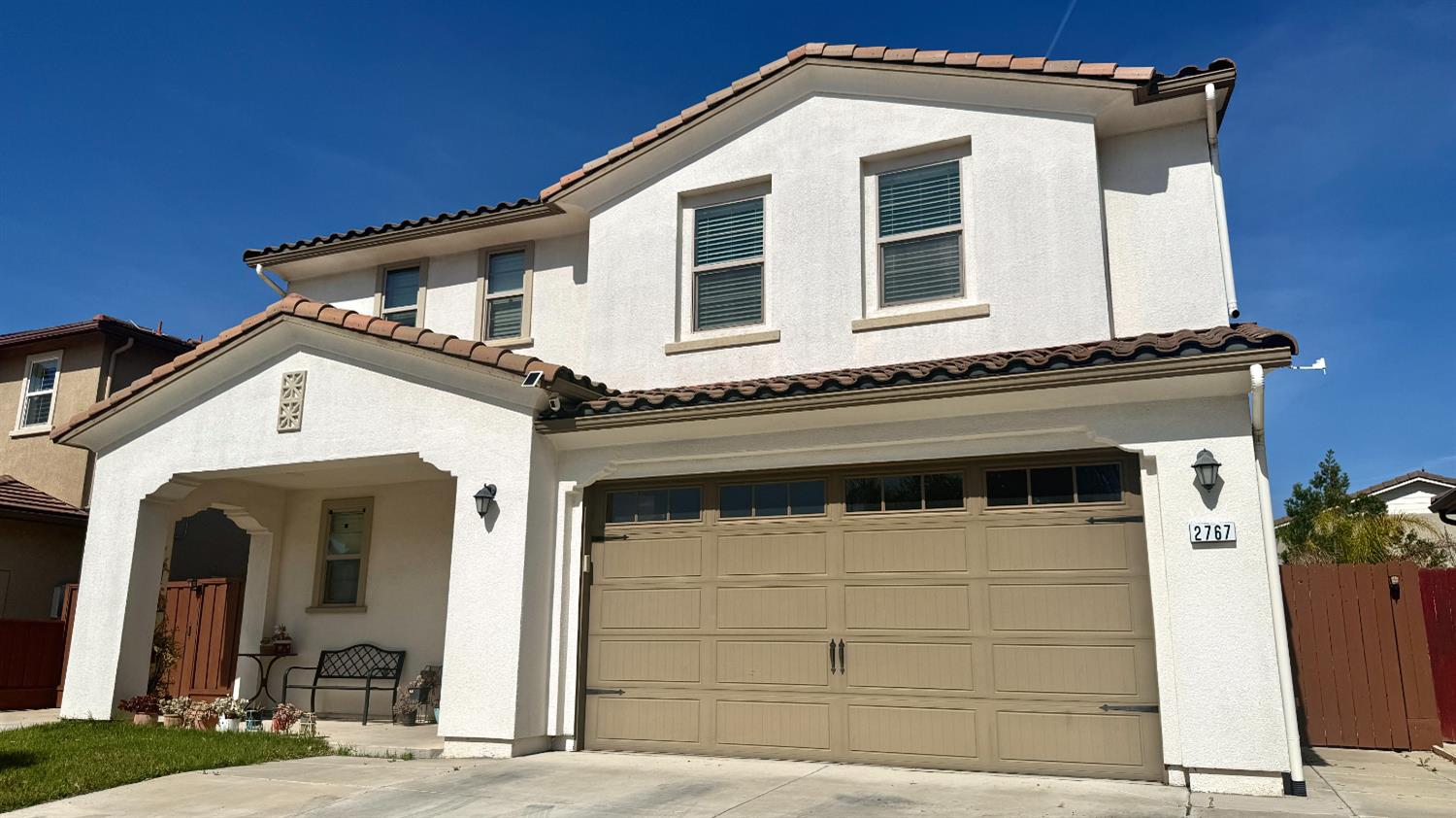 2767 Round Tree Way Manteca, CA 95337 - Photo 2 of 36