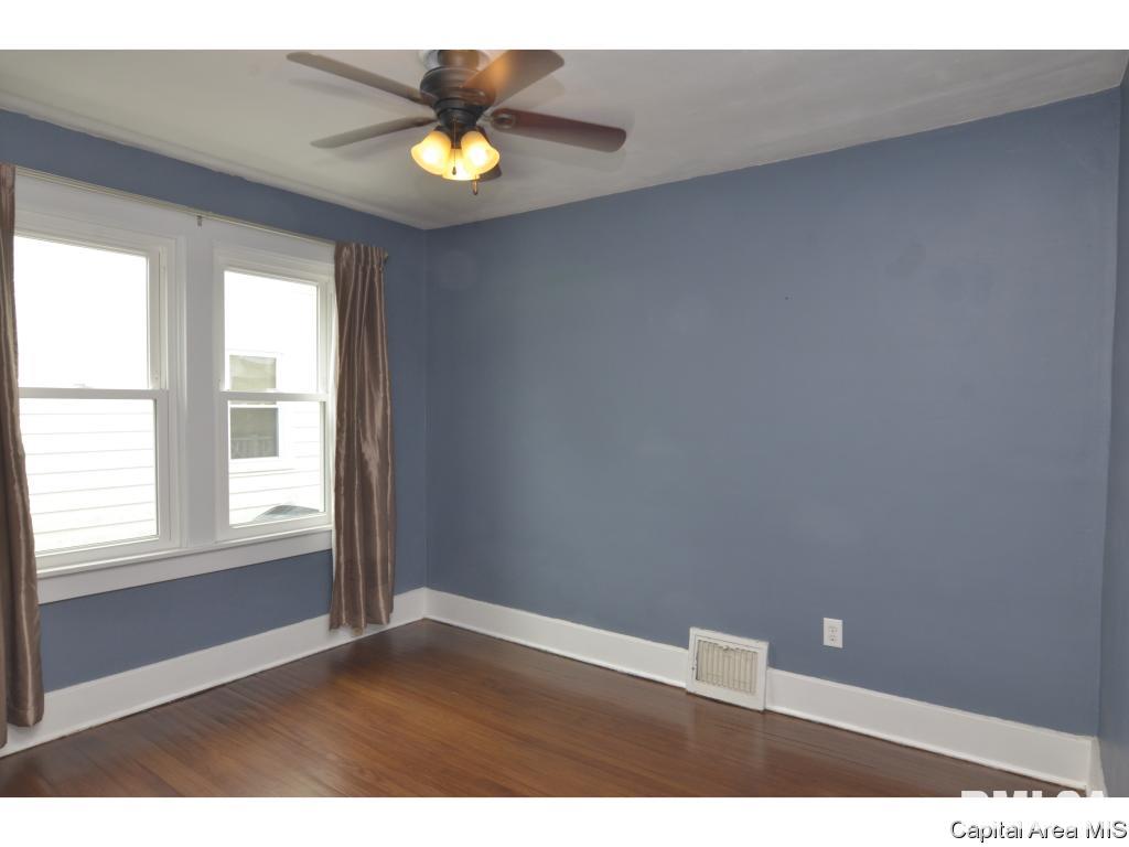 2016 Holmes Avenue Springfield, IL 62704 - Photo 21 of 28