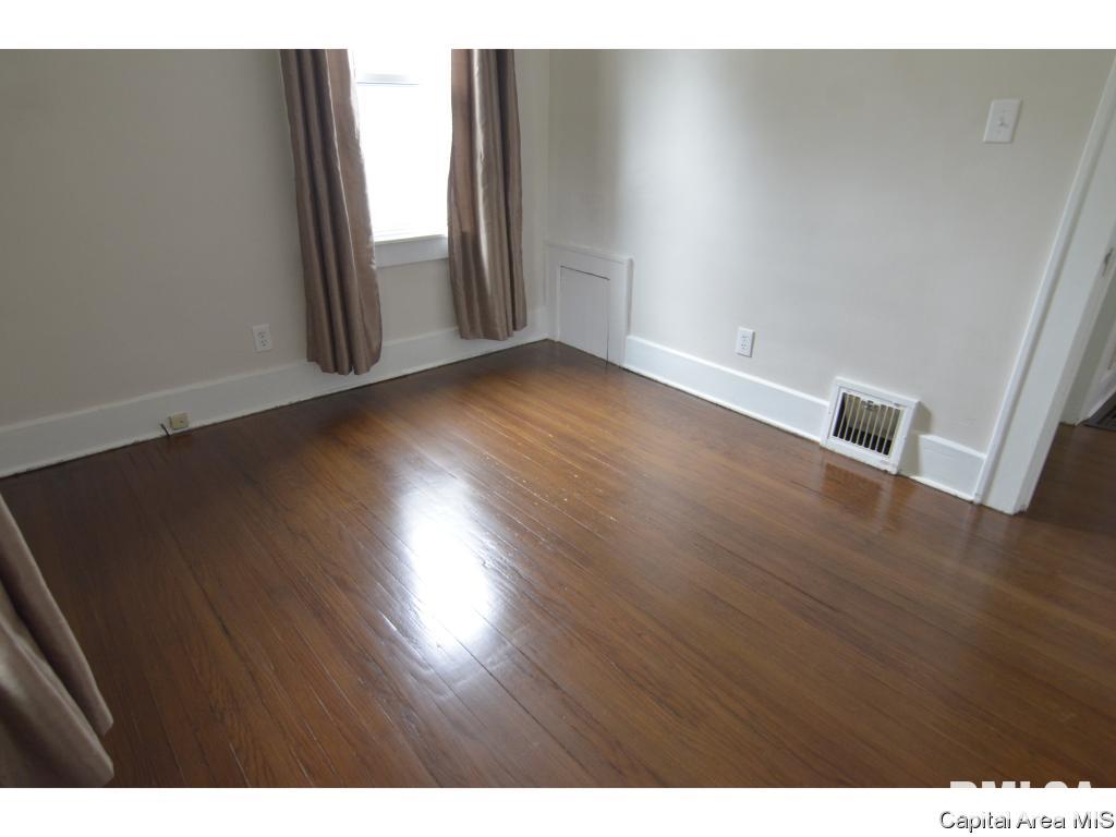 2016 Holmes Avenue Springfield, IL 62704 - Photo 22 of 28