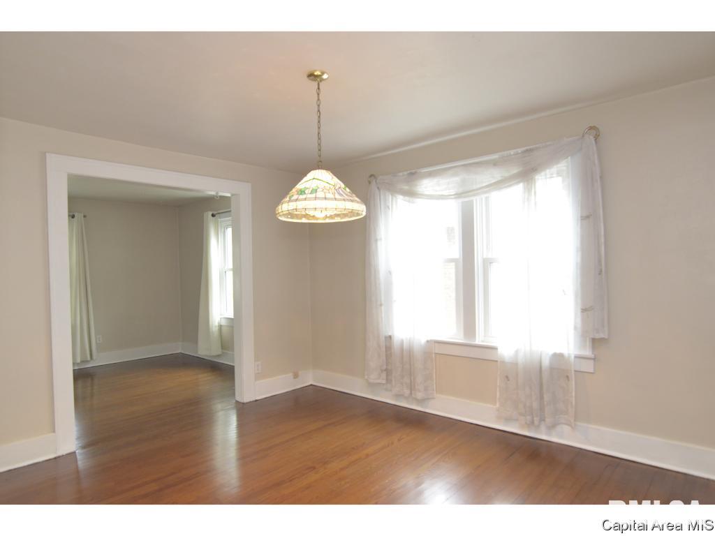 2016 Holmes Avenue Springfield, IL 62704 - Photo 23 of 28