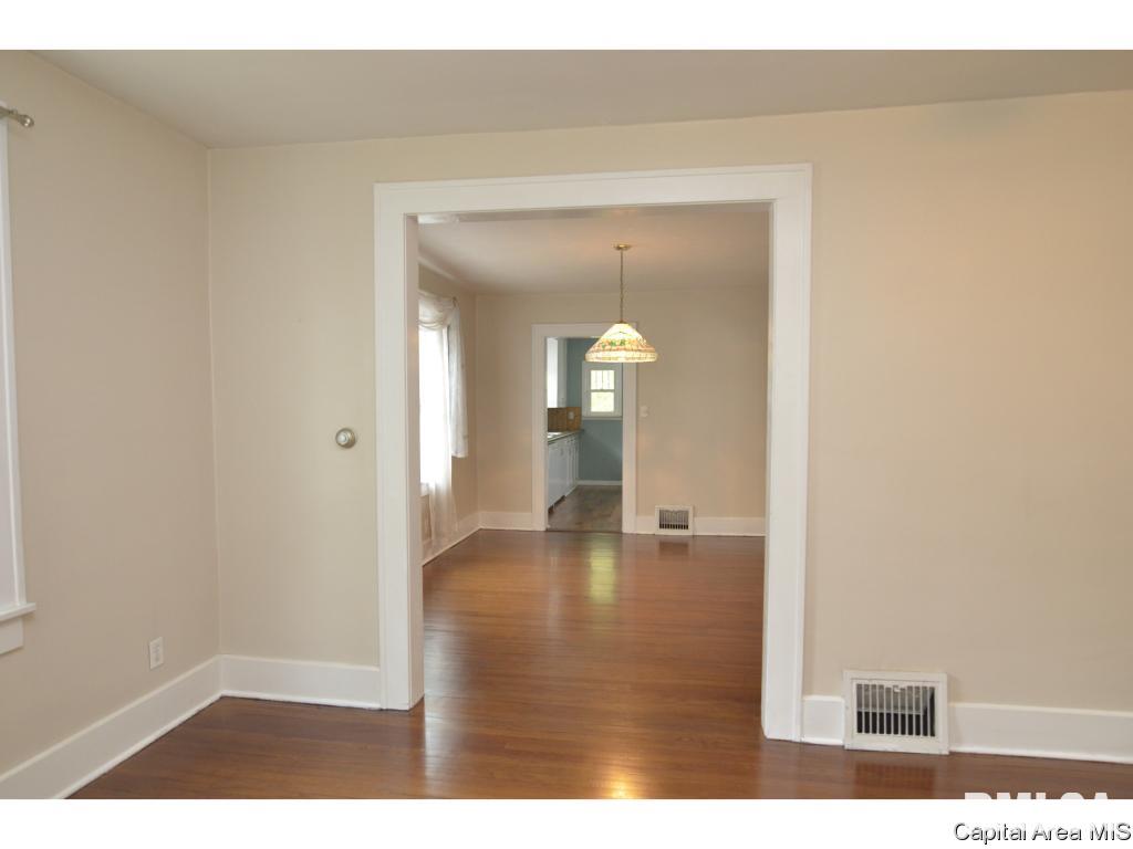 2016 Holmes Avenue Springfield, IL 62704 - Photo 25 of 28