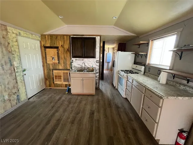 $139,700 | 1208 Broadway Street, Goldfield, NV 89013