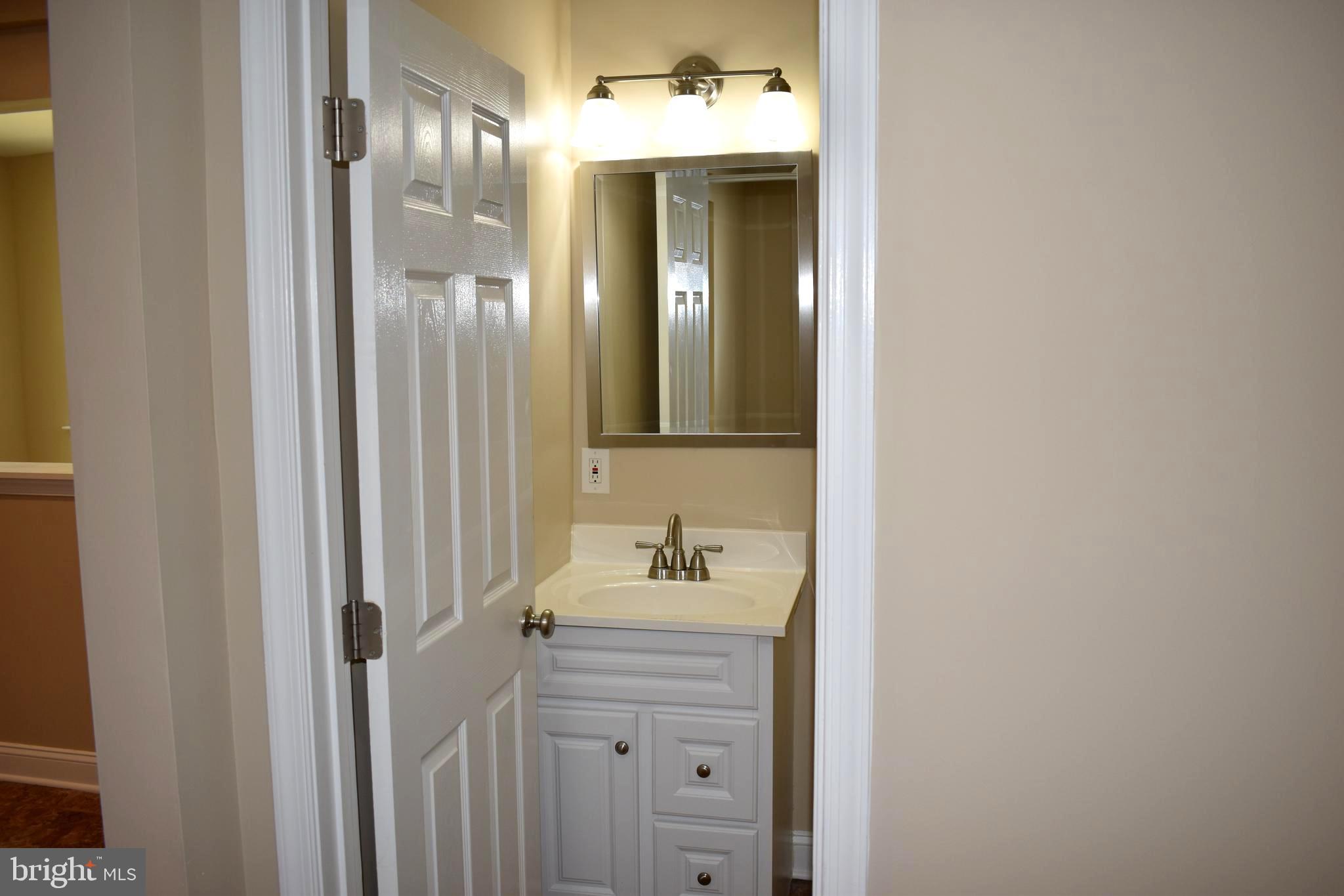 4211 Moravia Road Baltimore, MD 21206 - Photo 12 of 31 Main Level Powder Room