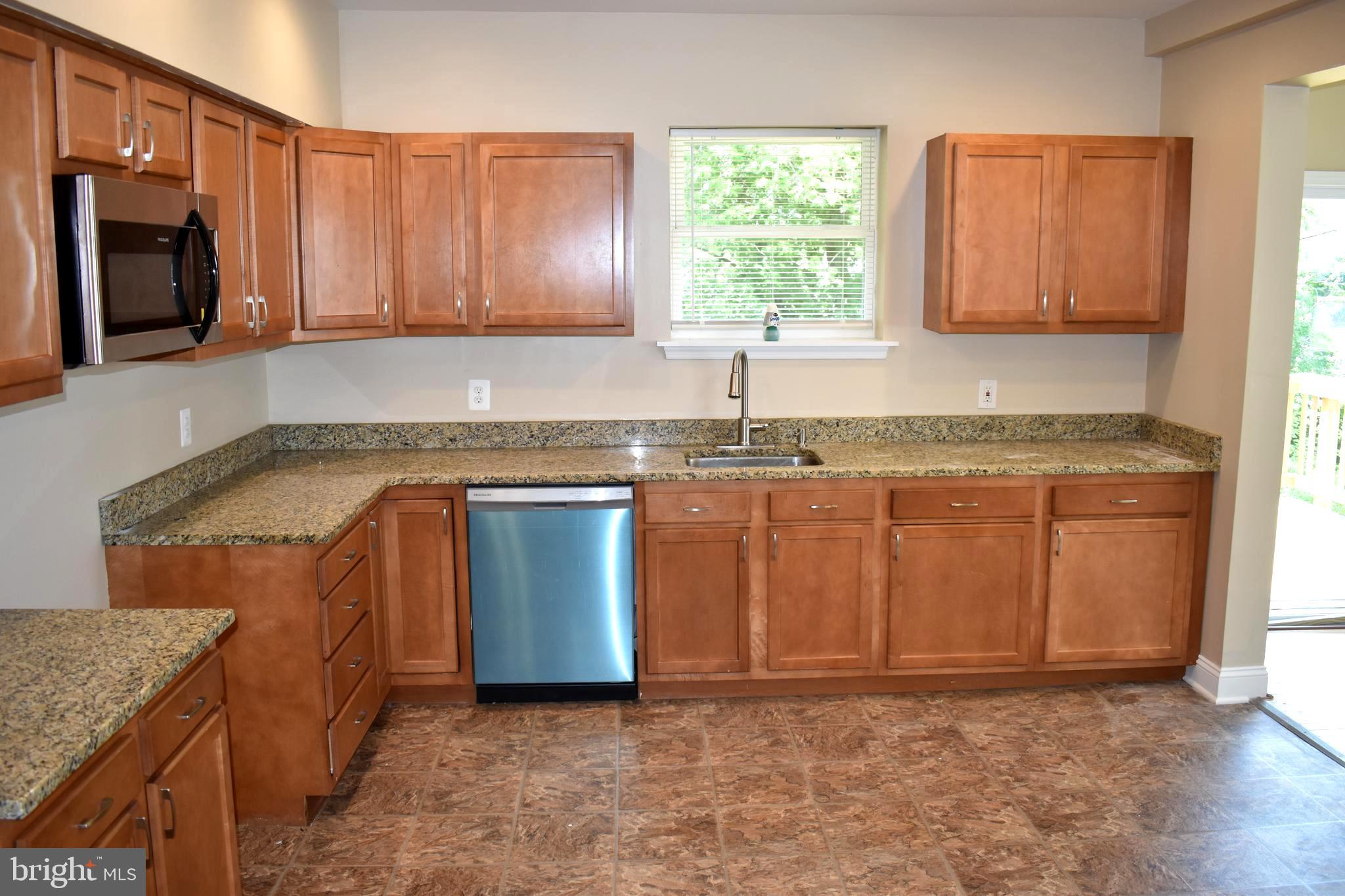 4211 Moravia Road Baltimore, MD 21206 - Photo 6 of 31 Large Eat-In Kitchen