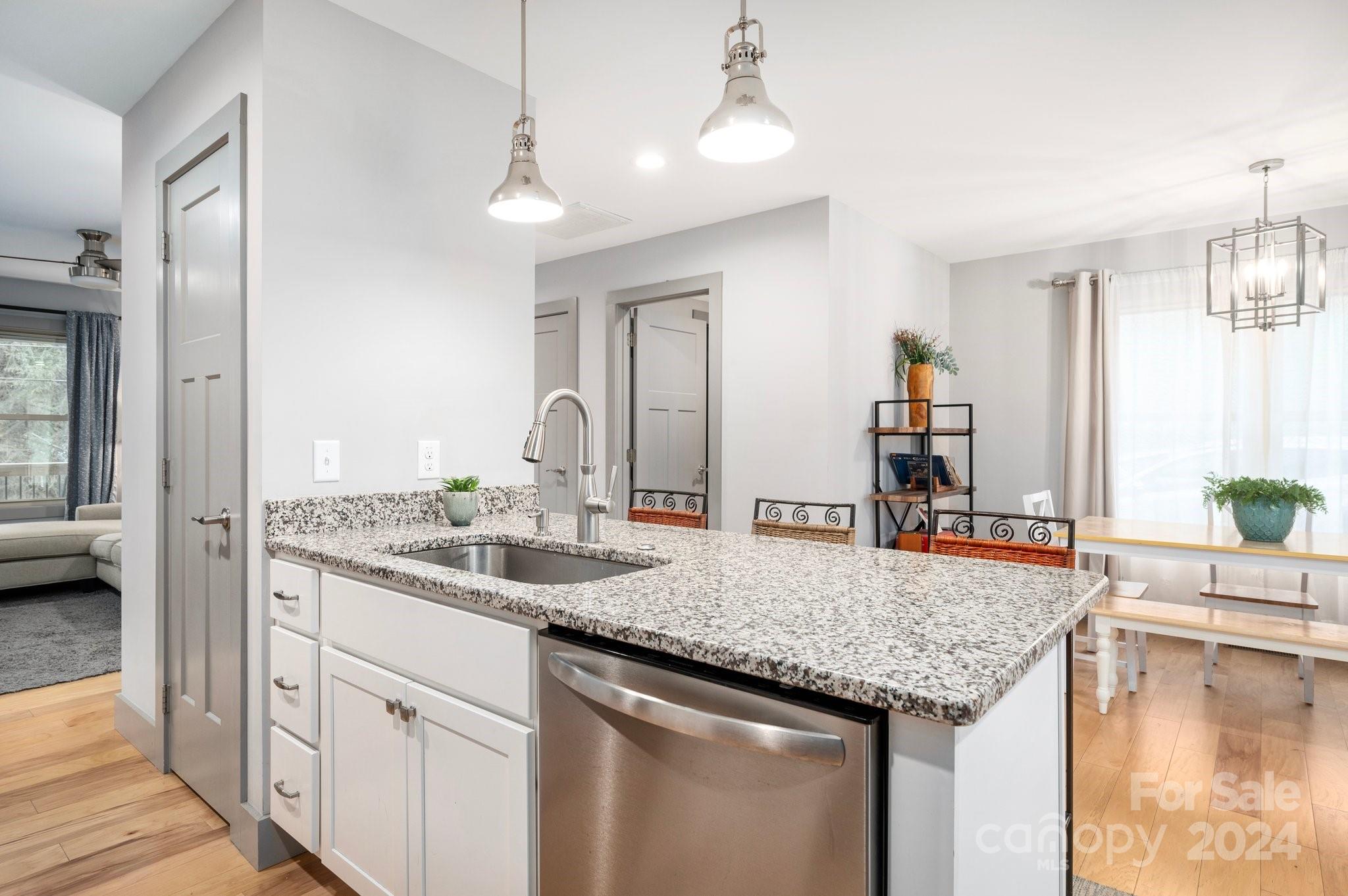 170 Reed Street Asheville, NC 28803 - Photo 8 of 25 Gallery Image 8