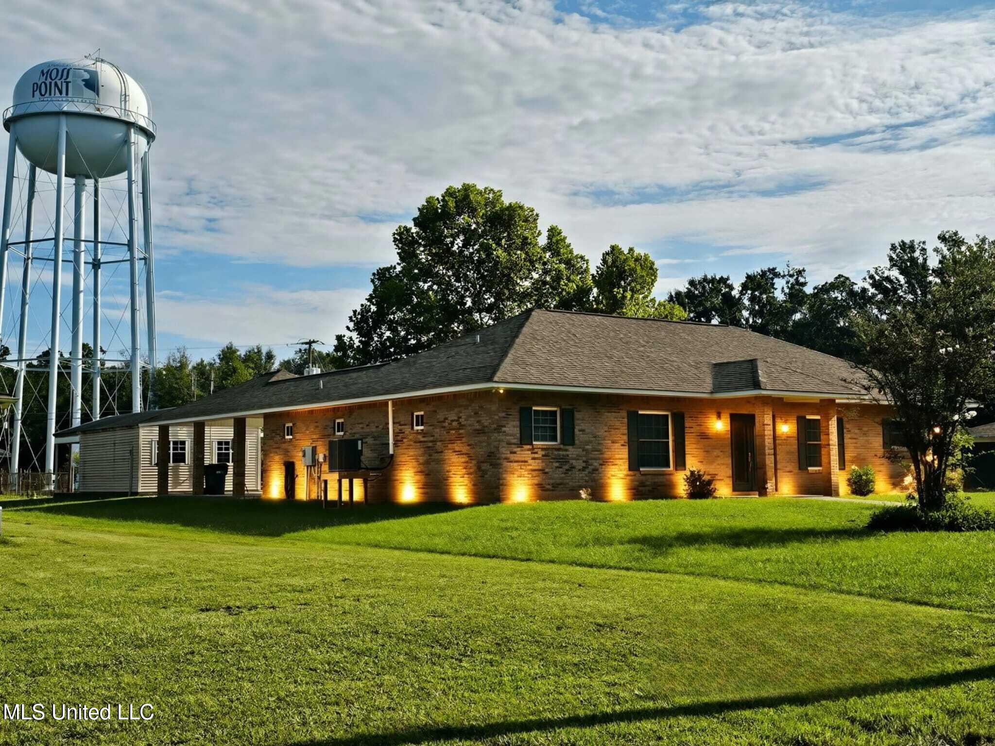 4319 Adcock Street Moss Point, MS 39563 - Photo 1 of 46 front left