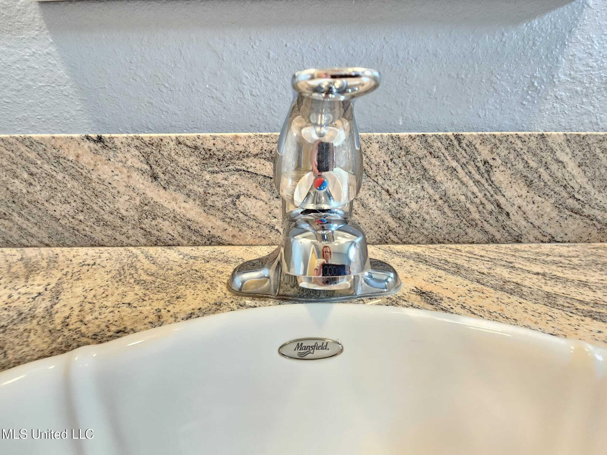 4319 Adcock Street Moss Point, MS 39563 - Photo 22 of 46 bathroom fausets