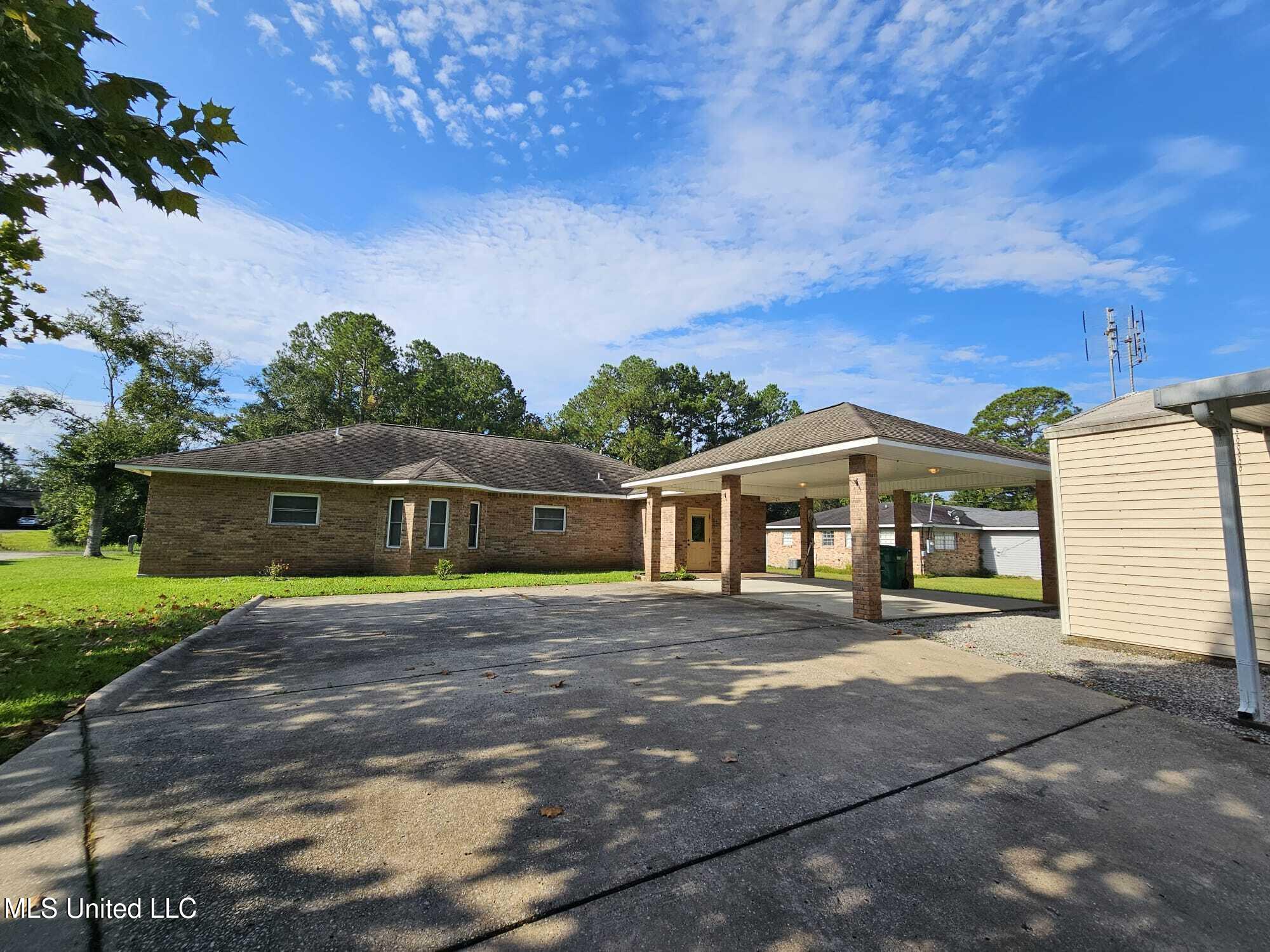4319 Adcock Street Moss Point, MS 39563 - Photo 30 of 46 carport