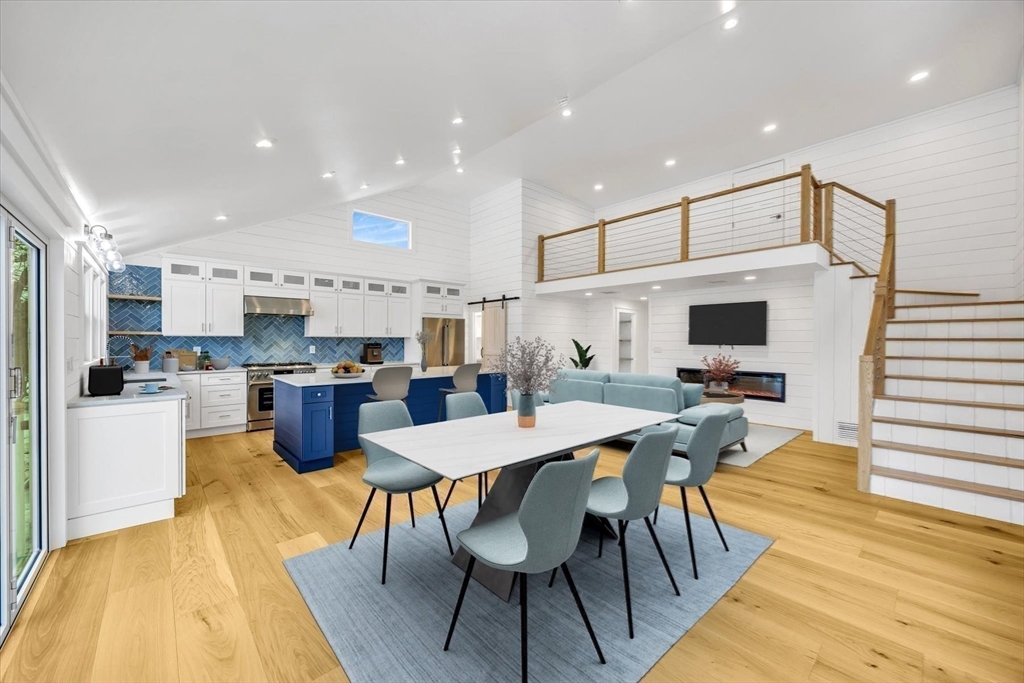 531 Menauhant Road Falmouth, MA 02536 - Photo 11 of 42