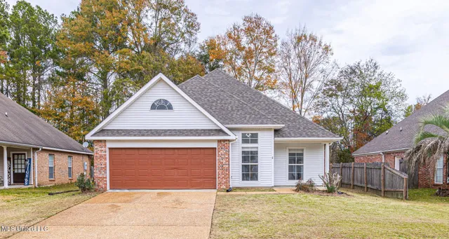 $236,700 | 4954 Brookwood Place, Byram, MS 39272