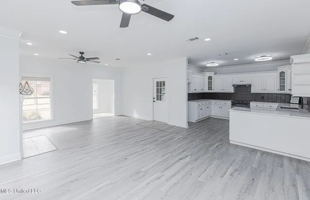 $236,600 | 4954 Brookwood Place, Byram, MS 39272