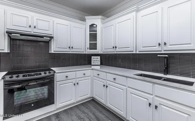 $236,600 | 4954 Brookwood Place, Byram, MS 39272