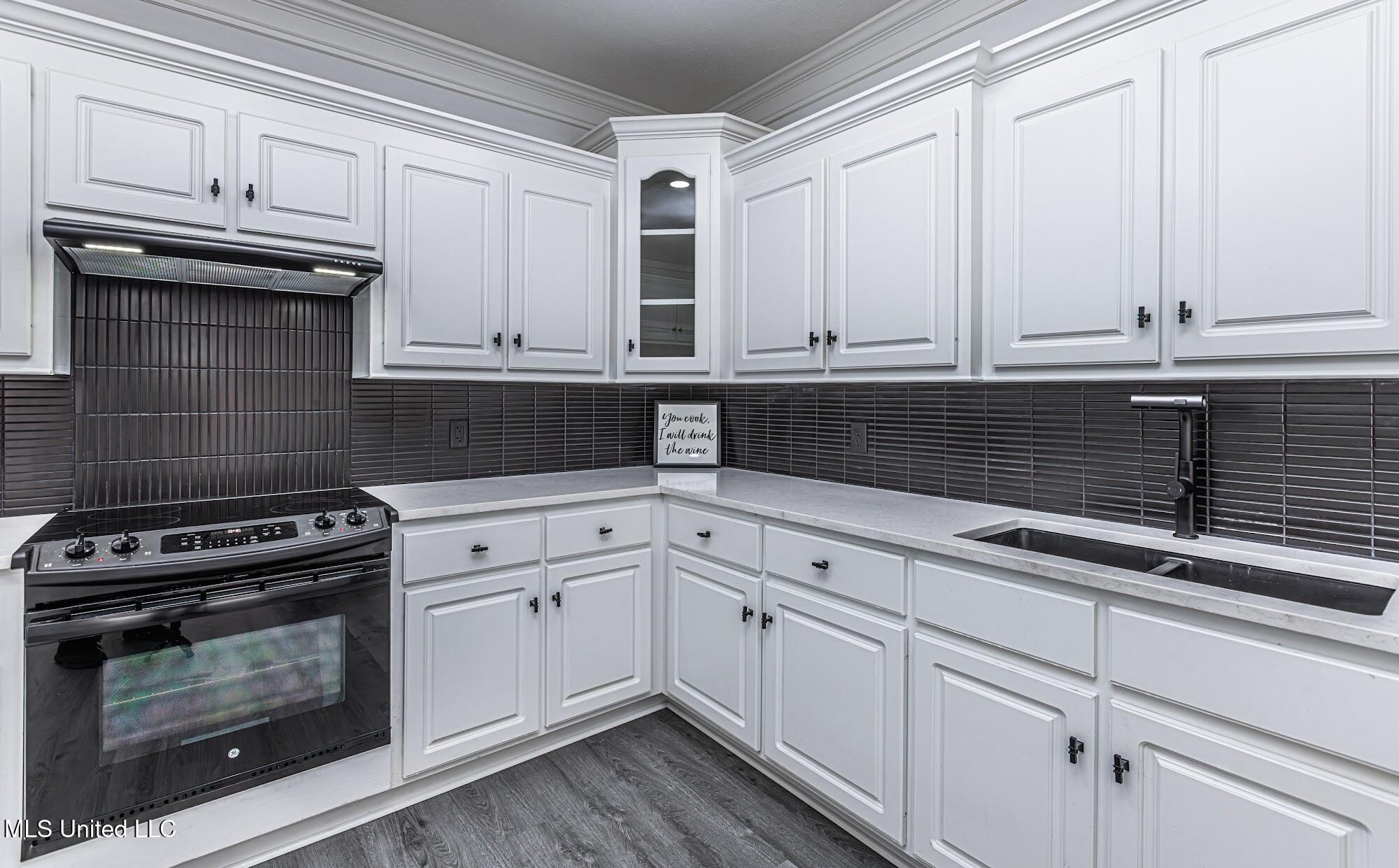 4954 Brookwood Place Byram, MS 39272 - Photo 7 of 31 IMG_0888