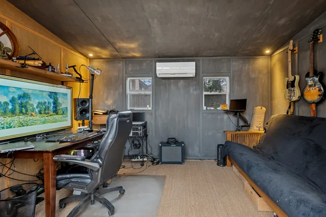 $699,000 | 595 Ravinia Road, Highland Park, IL 60035