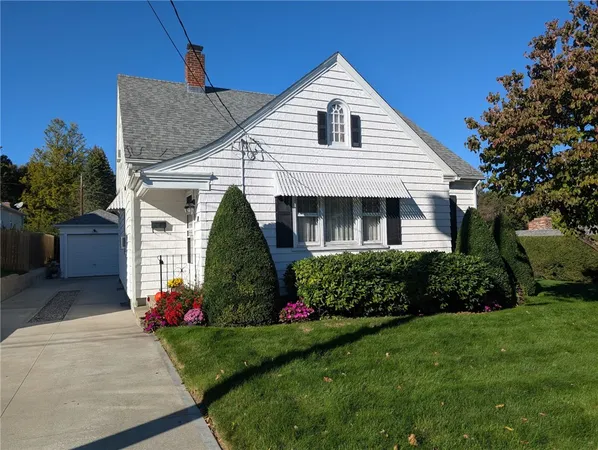 $507,500 | 10 Bellevue Avenue, North Providence, RI 02911