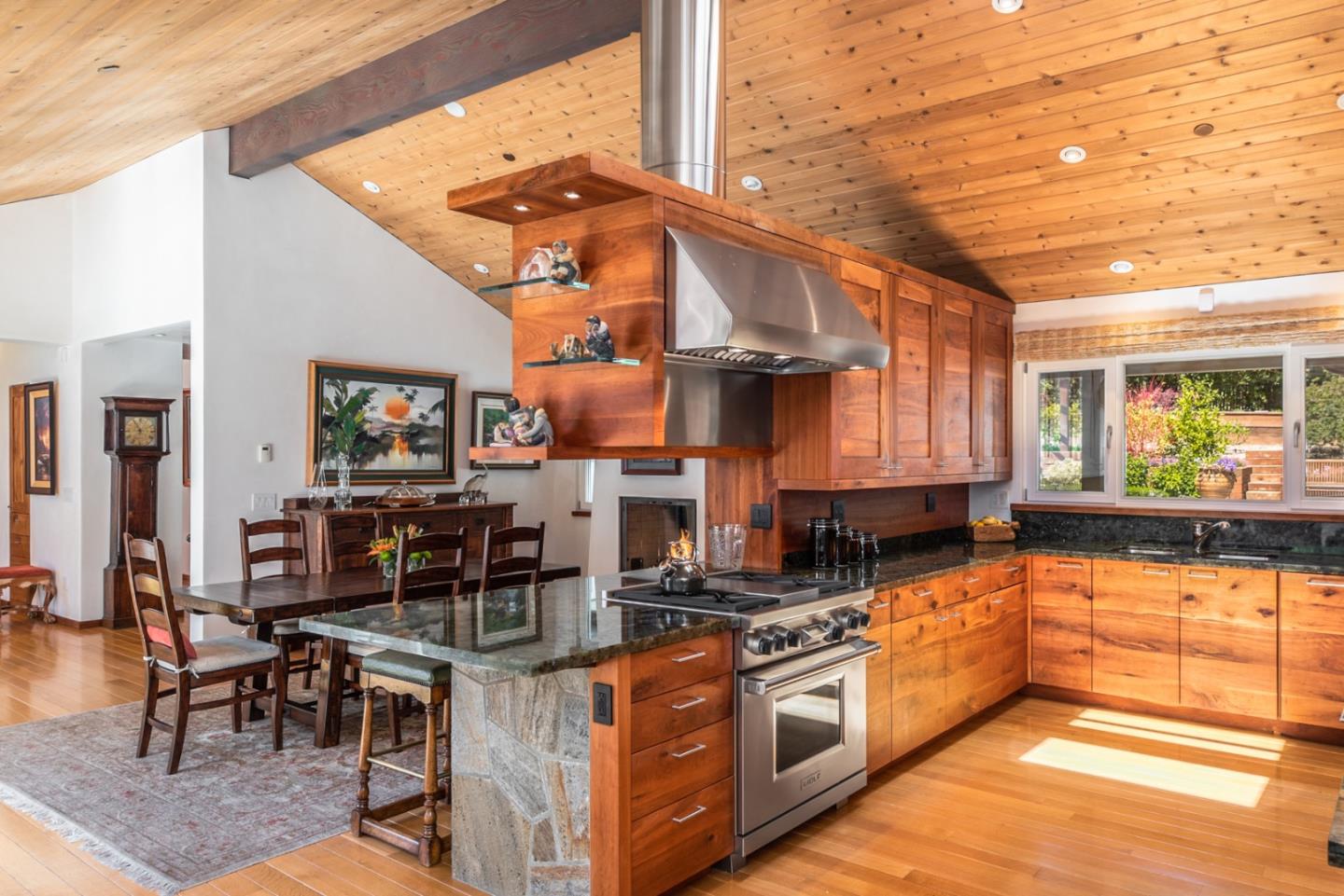 25864 Hatton Road Carmel, CA 93923 - Photo 14 of 40 Gallery Image 14
