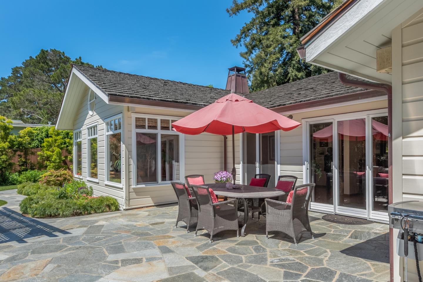 25864 Hatton Road Carmel, CA 93923 - Photo 18 of 40 Gallery Image 18