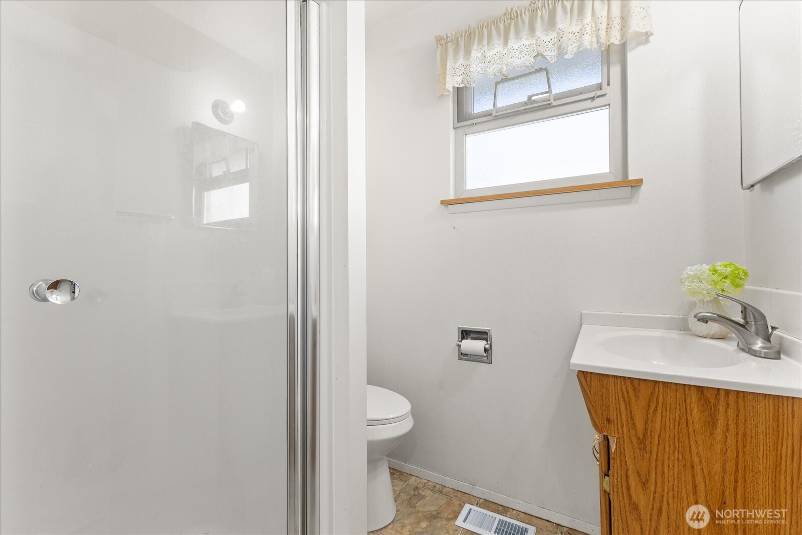 18921 34th Avenue South SeaTac, WA 98188 - Photo 15 of 28